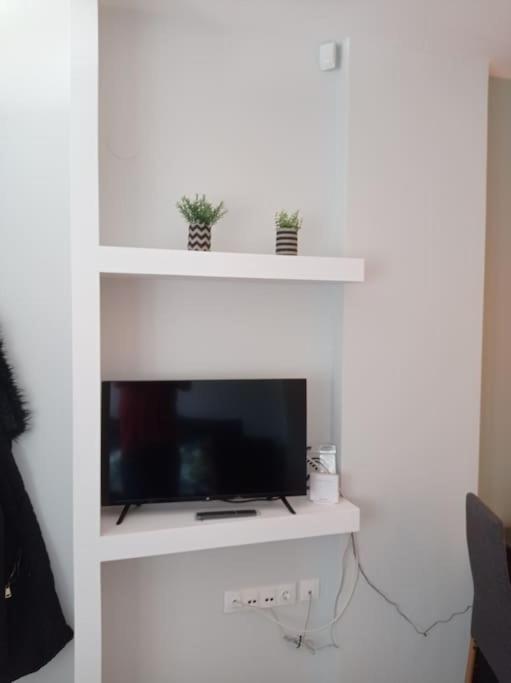 Apartment In25s